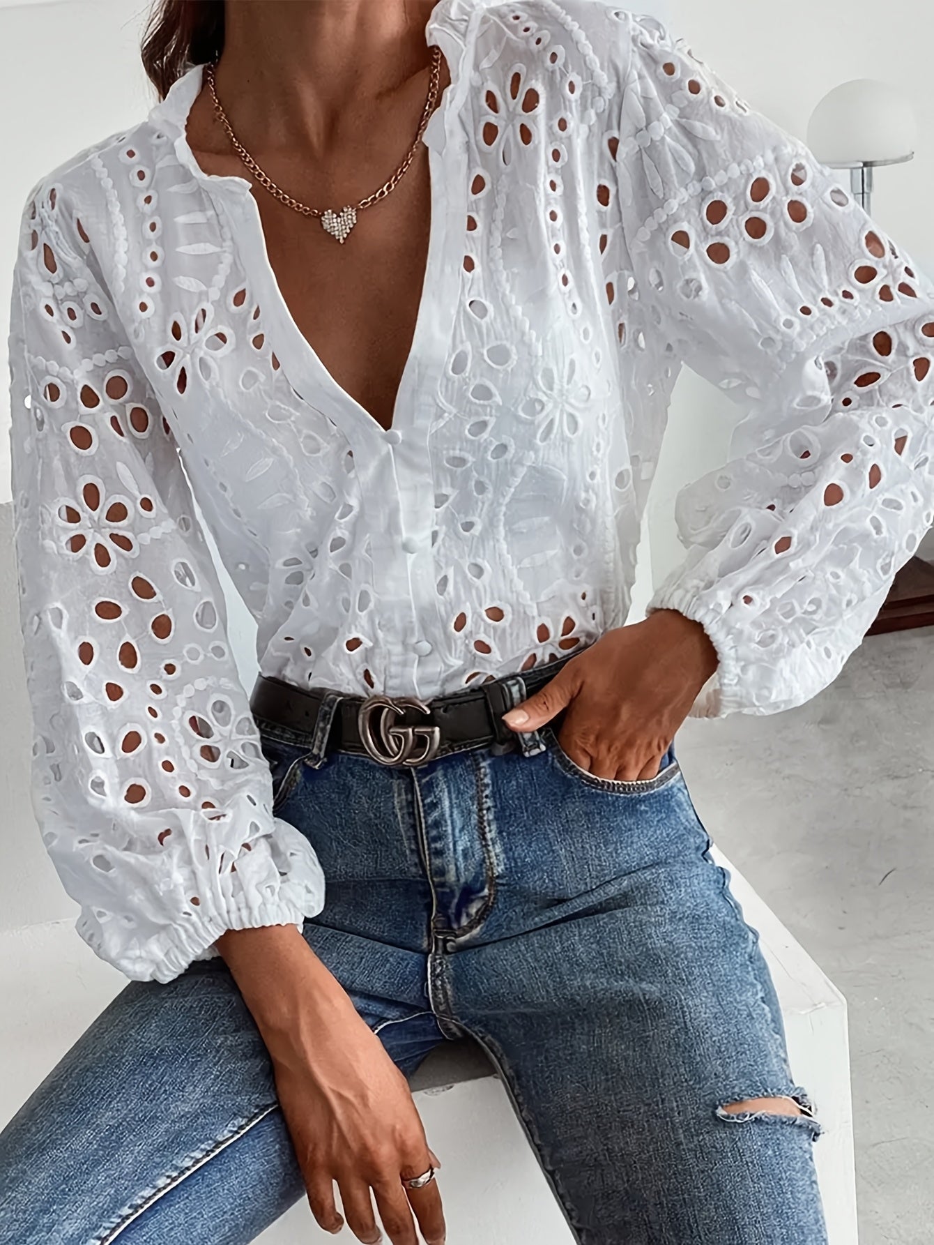 Rose | Geborduurde blouse