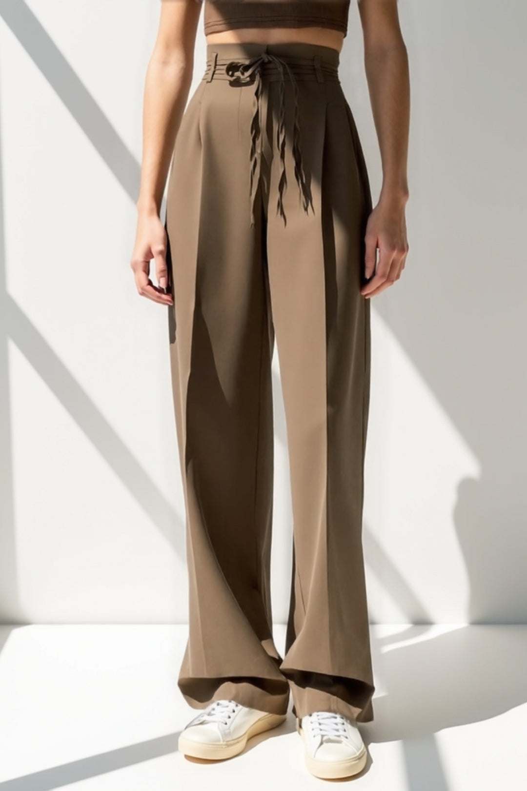 Ina | Broek met hoge taille en gevlochten riem